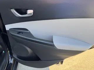 Hyundai KONA Eléctrico 2023 SEL 4p Crossover
