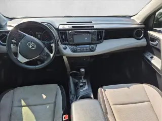 Toyota RAV4 2018 XLE 4dr SUV