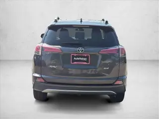 Toyota RAV4 2018 XLE 4dr SUV