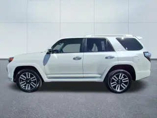 Toyota 4Runner 2023 AWD Limited 4dr SUV