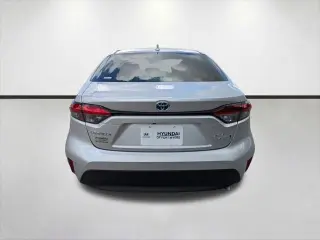 Toyota Corolla Híbrido 2024 LE 4dr Sedán