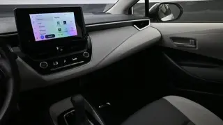 Toyota Corolla Hybrid 2026 LE 4p Sedan