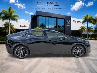 Toyota Prius 2024 AWD LE 4dr Hatchback