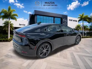 Toyota Prius 2024 AWD LE 4dr Hatchback