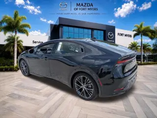 Toyota Prius 2024 AWD LE 4dr Hatchback