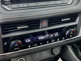 Nissan Rogue 2023 AWD SV 4p Crossover