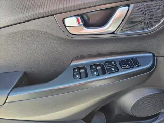 Hyundai KONA Eléctrico 2023 SEL 4p Crossover