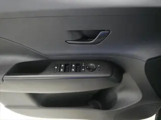 Hyundai KONA 2025 AWD SEL 4dr Crossover