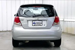 Chevrolet Aveo 2004 4p Hatchback