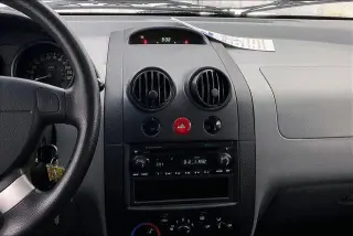 Chevrolet Aveo 2004 4p Hatchback