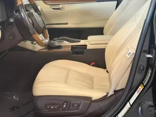 Lexus ES 300h 2017 4p Sedan