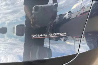 Tesla Model Y 2022 AWD Performance 4p Crossover