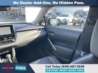 Toyota Corolla Cross 2024 XLE 4dr Crossover