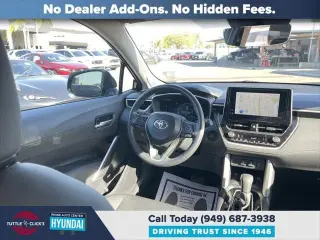 Toyota Corolla Cross 2024 XLE 4dr Crossover
