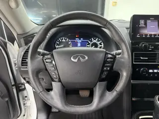 INFINITI QX80 2023 Luxe 4dr SUV