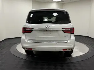 INFINITI QX80 2023 Luxe 4dr SUV