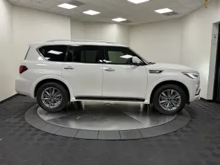 INFINITI QX80 2023 Luxe 4dr SUV