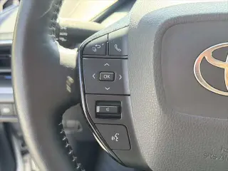 Toyota Prius 2024 XLE 4p Hatchback