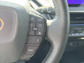 Toyota Prius 2024 XLE 4p Hatchback