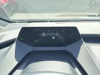 Toyota Prius 2024 XLE 4p Hatchback