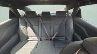 Toyota Crown 2024 AWD XLE Sedan de 4 puertas