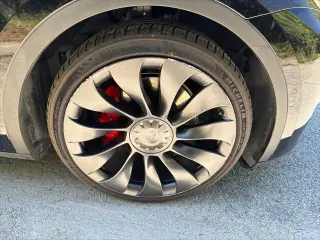 Tesla Modelo Y 2022 AWD Performance 4dr Crossover