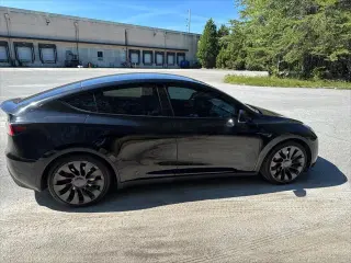 Tesla Modelo Y 2022 AWD Performance 4dr Crossover