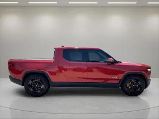 Rivian R1T 2022 AWD Aventura 4p Crew Cab 4.5 ft. SB