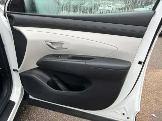 Hyundai TUCSON Hybrid 2026 TRACCIÓN EN LAS CUATRO RUEDAS AZUL SE 4p SUV