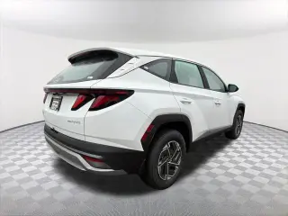 Hyundai TUCSON Hybrid 2026 TRACCIÓN EN LAS CUATRO RUEDAS AZUL SE 4p SUV