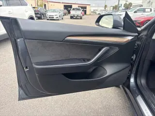 Tesla Modelo 3 2023 AWD Performance Sedan de 4 puertas