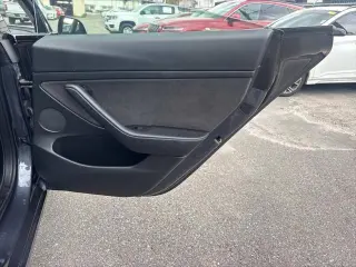 Tesla Modelo 3 2023 AWD Performance Sedan de 4 puertas