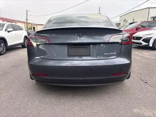 Tesla Modelo 3 2023 AWD Performance Sedan de 4 puertas