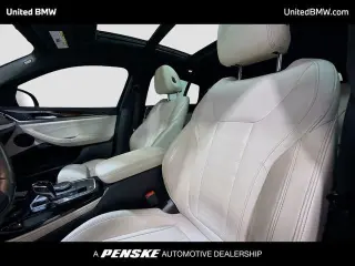 BMW X4 2022 tracción integral xDrive30i de 4 puertas y carrocería de cupé de actividad deportiva