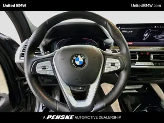 BMW X4 2022 tracción integral xDrive30i de 4 puertas y carrocería de cupé de actividad deportiva