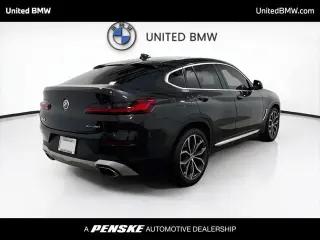 BMW X4 2022 tracción integral xDrive30i de 4 puertas y carrocería de cupé de actividad deportiva