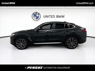 BMW X4 2022 tracción integral xDrive30i de 4 puertas y carrocería de cupé de actividad deportiva