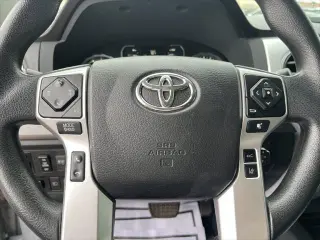Toyota Tundra 2021 4x4 SR5 4p CrewMax Cab Pickup SB