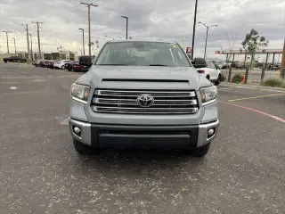 Toyota Tundra 2021 4x4 SR5 4p CrewMax Cab Pickup SB