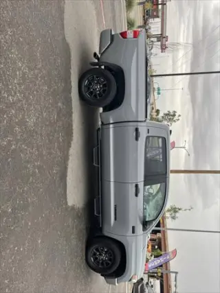 Toyota Tundra 2021 4x4 SR5 4p CrewMax Cab Pickup SB