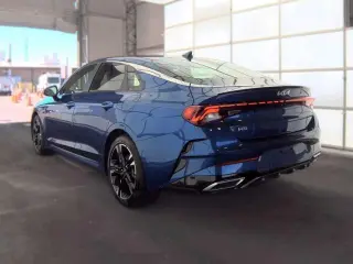 Kia K5 2024 GT-Line sedán de 4 puertas