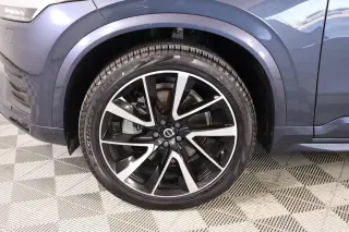 Volvo XC90 2021 AWD T6 Momentum 6 pasajeros SUV 4 puertas
