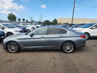 Serie 5 BMW 2018 530i 4dr Sedán