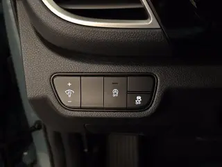 Kia Seltos 2024 S 4dr SUV