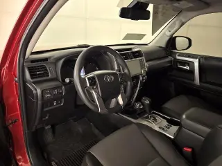 Toyota 4Runner 2022 4x4 SR5 Premium 4dr SUV