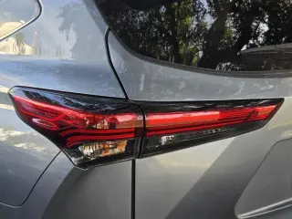 Toyota Highlander 2022 XLE 4dr SUV