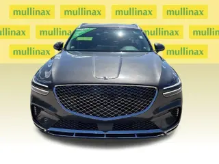 Genesis GV70 2025 AWD 2.5T Standard 4dr SUV