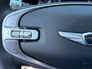 Genesis GV70 2025 AWD 2.5T Standard 4dr SUV