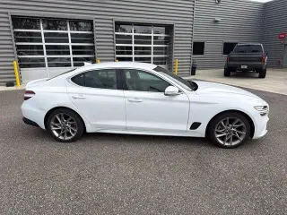 Genesis G70 2022 2.0T 4p Sedan