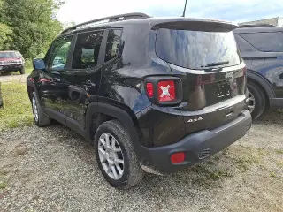 Jeep Renegade 2022 4x4 Latitude 4dr SUV